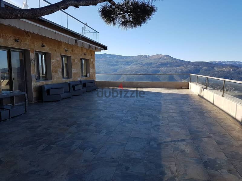 Lux 1150m2 family residence (villa)in the beautiful area Dhour Chweir 1