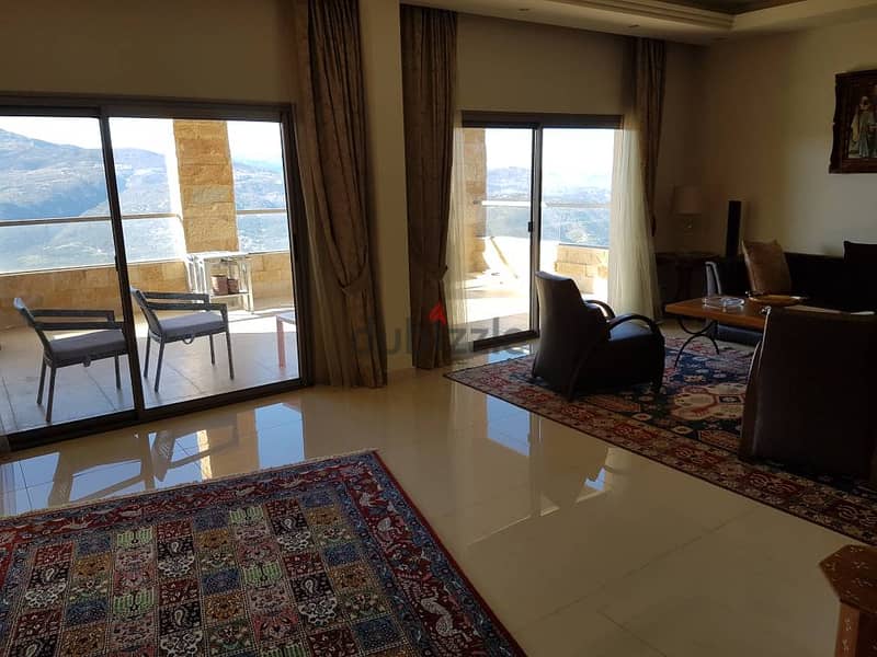 Lux 1150m2 family residence (villa)in the beautiful area Dhour Chweir 11