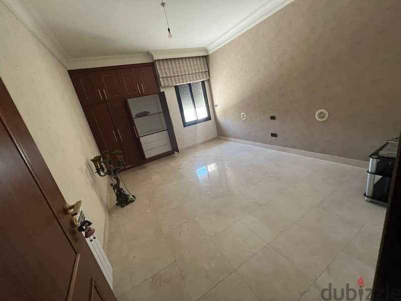 Decorated lux furnished 450m2 apartment+open sea view for sale in Adma 11