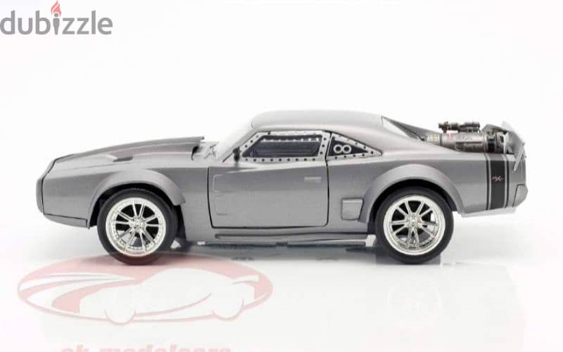 Ice Charger R/T (Fast & Furious 8) diecast car model 1:24. 1