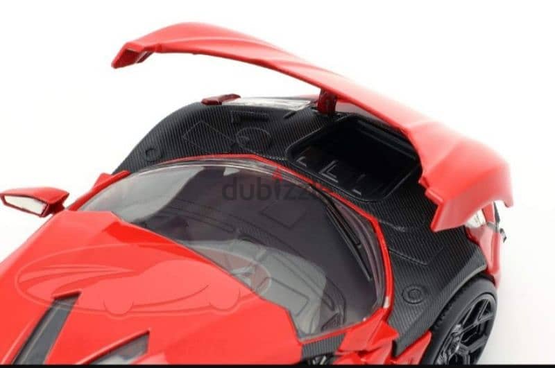 Lycan Hypersport (Fast &Furious 7) diecast car model 1:24. 4