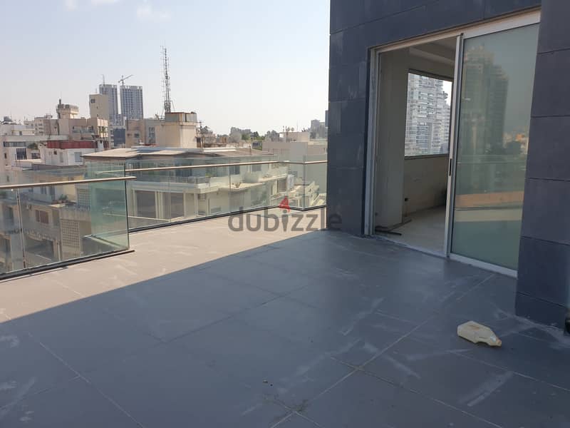Apartment for sale in Achrafieh(Pool)     شقة للبيع في الأشرفية (مسبح) 14