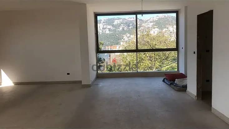 3 bedrooms apartment + sea view for sale in Kfarhbeib / keserwen 4