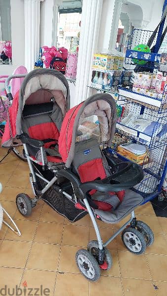 Twin sales stroller dubizzle