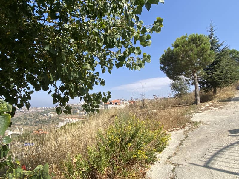 Land for Sale in Btalloun, Aley ارض للبيع في بطلون 1