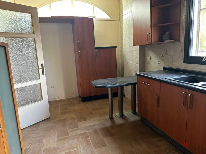 Apartment for sale in Koraytem شقة للبيع في قريطم 5
