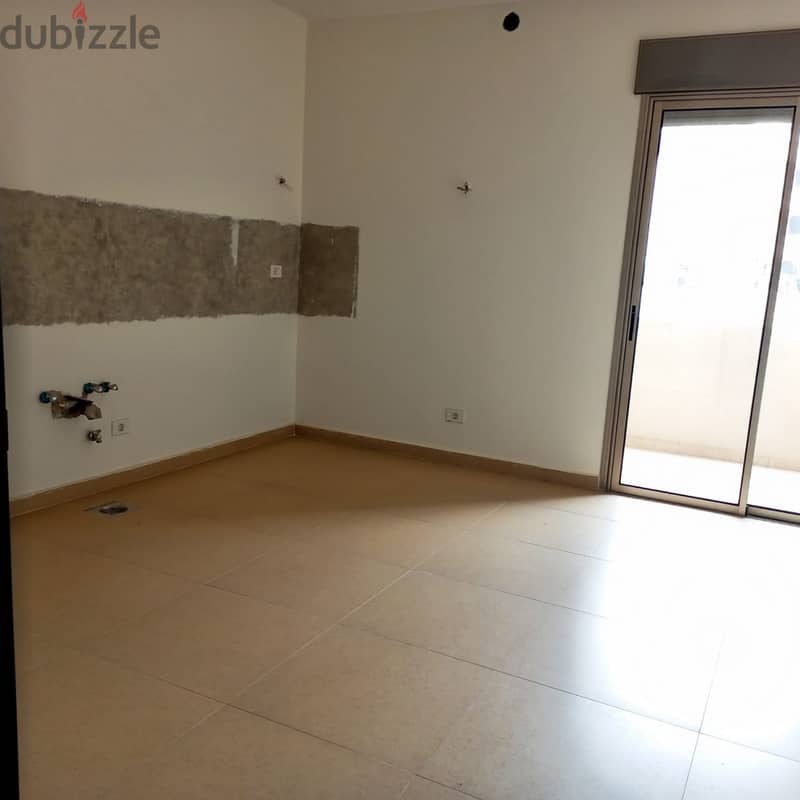 Brand new 225m2 apartment having open mountain view for sale in Zikrit 2