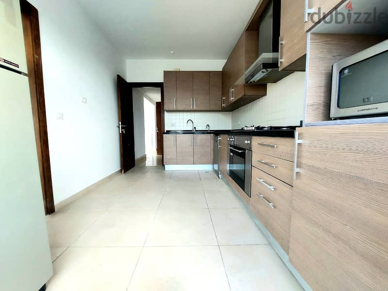 AH23-3010 Fully equipped kitchen, Apartment for rent in Achrafieh,235m 3