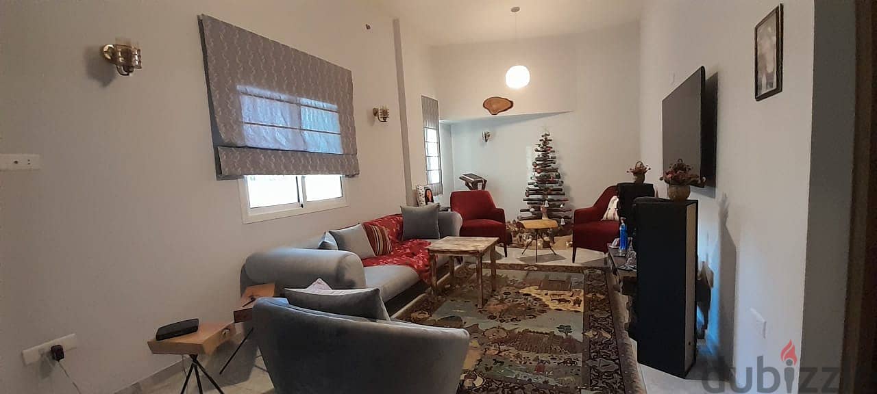 250 m2 apartment with a terrace for sale in Halat - شقة للبيع في حالات 2