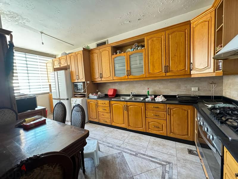 Apartment For Rent in Ain al-Mraiseh شقة للإيجار في عين مريسه 5