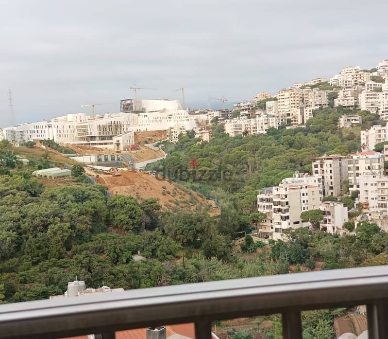 Decorated 235m2 apartment+ 10m2 garden+ sea view for sale in Naccache 6